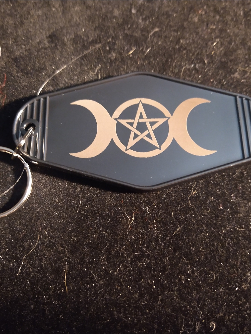 Black Triple Moon Pentagram Keychain -